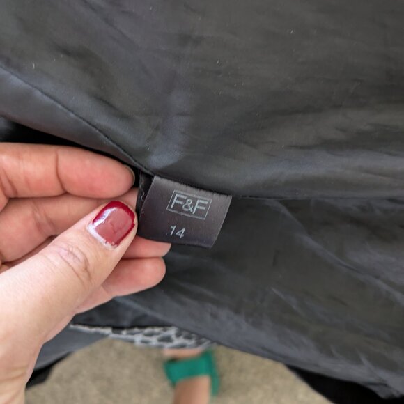 F&F Black Trench Coat - Large - Picture 6 of 6